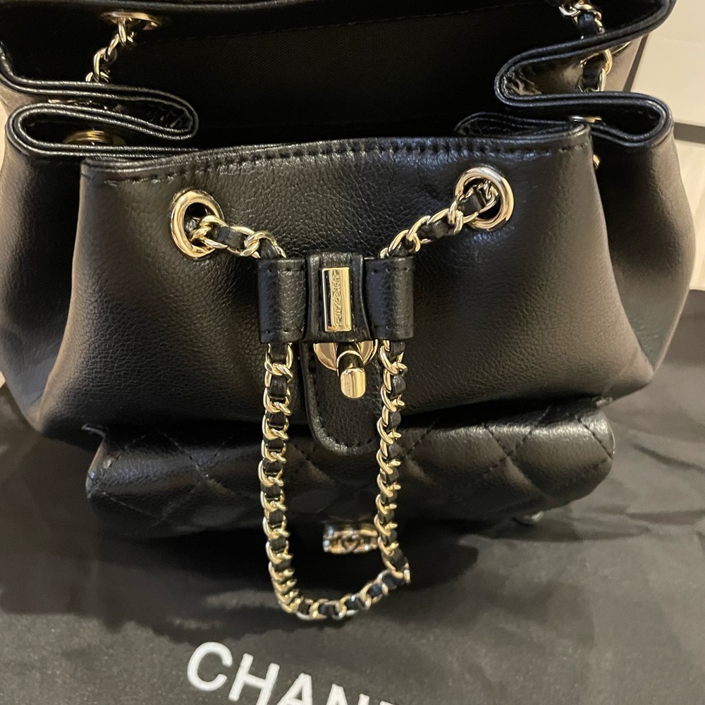 Chanel Black Quilted Leather Backpack - Picture 6 of 12
